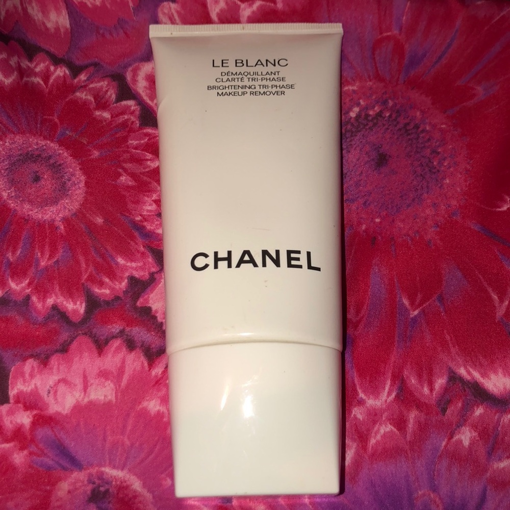 Le Blanc brightening Tri-phase makeup remover 5 oz